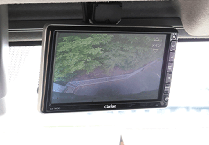 大型車両バックモニター写真